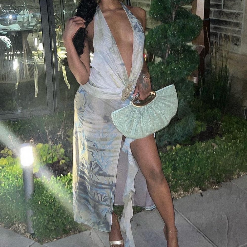 PLUNGE DRESS IN EMERALD